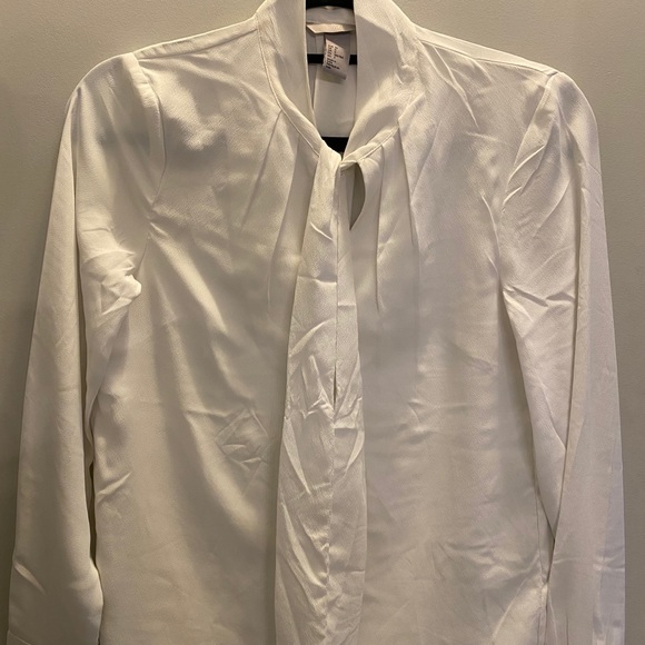 White Pussy Bow Blouse - Picture 2 of 4